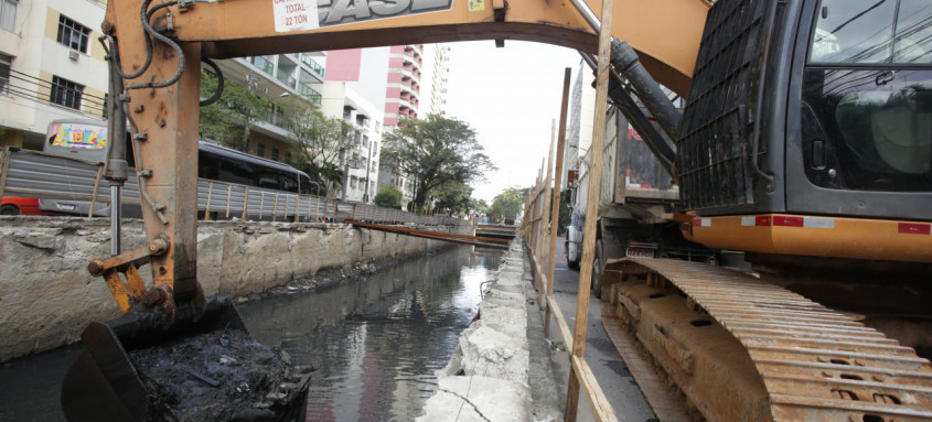 Após as obras estruturais, o local ganhará uma nova praça com dois mil metros quadrados
