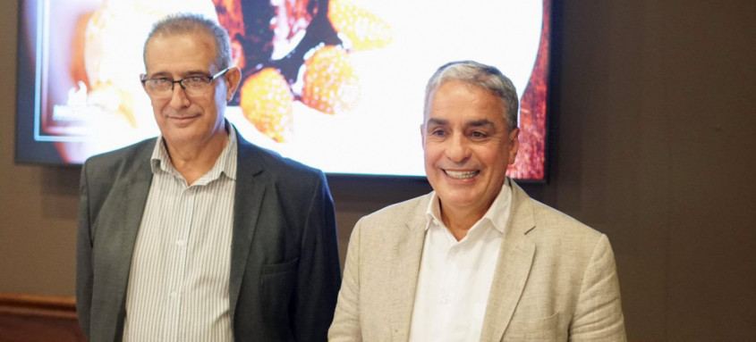 O deputado André Ceciliano (PT), pré-candidato ao Senado pelo Rio, se reuniu com 15 empresários da indústria naval em Niterói - Foto: Divulgação O deputado André Ceciliano (PT), pré-candidato ao Senado pelo Rio, se reuniu com 15 empresários da indústria naval em Niterói