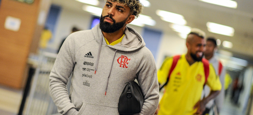Mesmo atravessando um jejum de gols, Gabigol vem sendo elogiado por suas últimas atuações pelo Flamengo - Foto: Marcelo Cortes / Flamengo Mesmo atravessando um jejum de gols, Gabigol vem sendo elogiado por suas últimas atuações pelo Flamengo