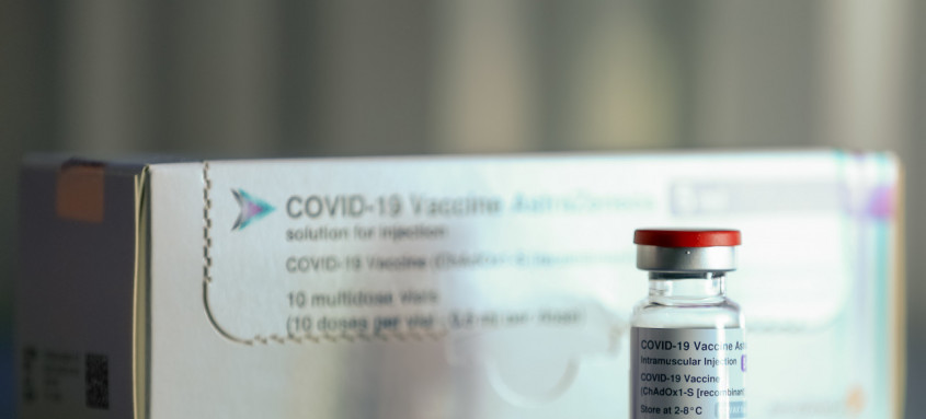 A vacina da AstraZeneca contra a covid-19 pode ser aplicada apenas em adultos, com idade a partir de 18 anos - Foto: Myke Sena / Ministério da Saúde A vacina da AstraZeneca contra a covid-19 pode ser aplicada apenas em adultos, com idade a partir de 18 anos