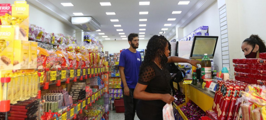 Especialista diz que queda "é suave demais"
