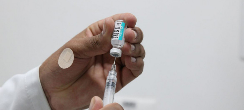 Número de infectados pelo novo coronavírus passa de 33,96 milhões
    