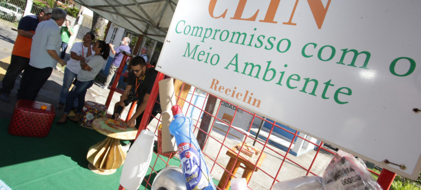 Campanha da Clin, que orienta população sobre coleta seletiva e descarte, acontecerá neste sábado e domingo - Foto: Lucas Benevides/Prefeitura de Niterói Campanha da Clin, que orienta população sobre coleta seletiva e descarte, acontecerá neste sábado e domingo