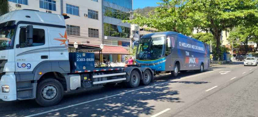 A fiscalização acontece para garantir a segurança dos passageiros, que embarcam em tais ônibus sem qualquer garantia de segurança - Foto: Detro/RJ A fiscalização acontece para garantir a segurança dos passageiros, que embarcam em tais ônibus sem qualquer garantia de segurança