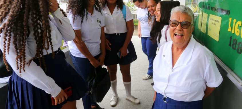 Aluna mais idosa da rede estadual de Educação vai ser professora
