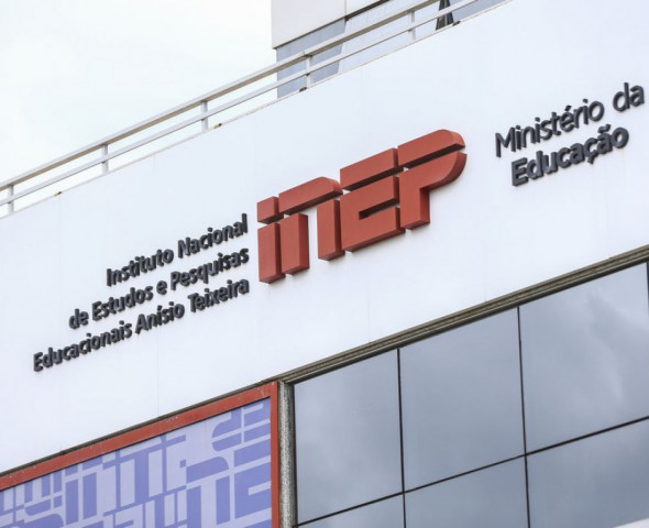 Ensino a dist\u00e2ncia cresce 474% em uma d\u00e9cada, diz Inep
