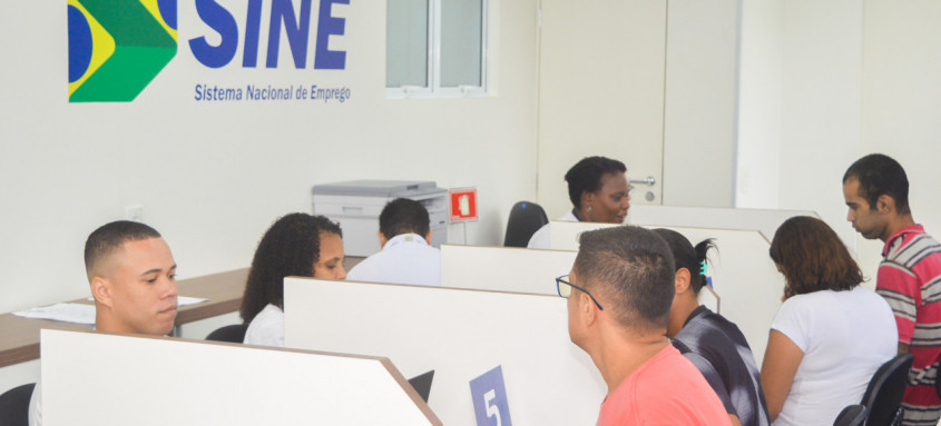 Das 9h às 15h serão oferecidas milhares de oportunidades de trabalho temporário