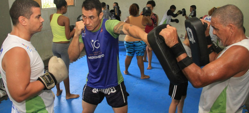 Núcleo do projeto disponibiliza aulas de muay thai
