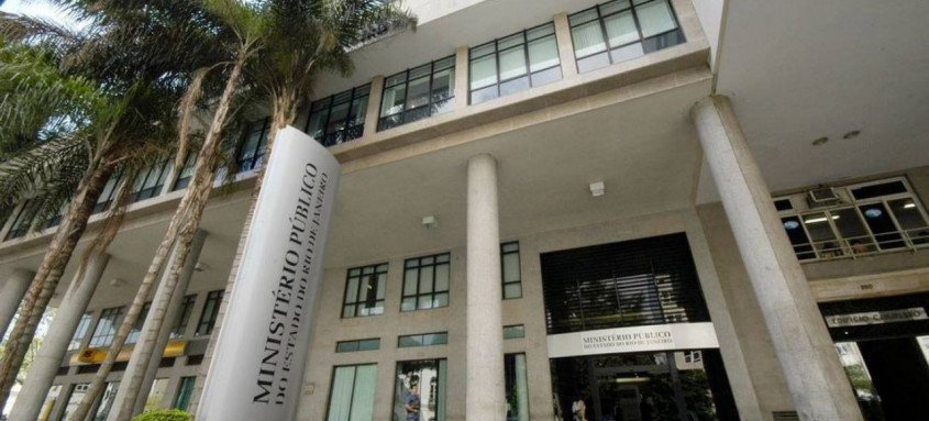 Medidas seriam adotadas em unidades escolares das redes pública e privada