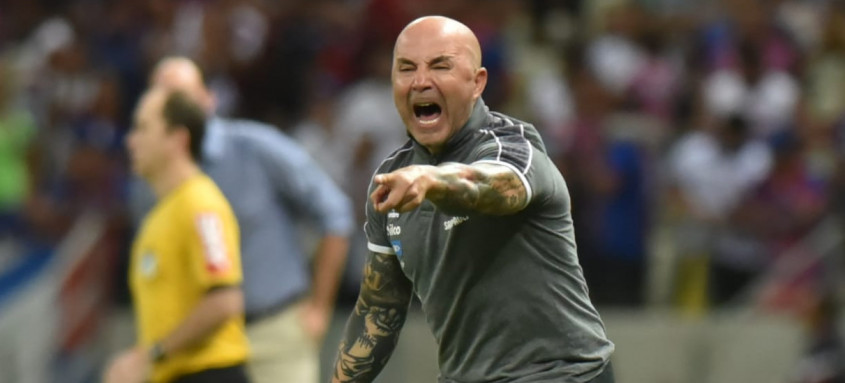 Argentino Jorge Sampaoli, que no Brasil treinou Santos e Atlético-MG, assinou até o final de 2024 com o Fla - Foto: Ivan Storti / Santos Argentino Jorge Sampaoli, que no Brasil treinou Santos e Atlético-MG, assinou até o final de 2024 com o Fla