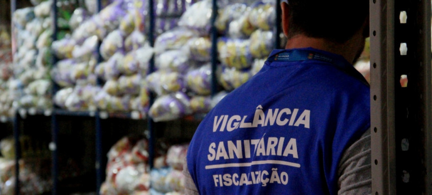 Empresas que forem fiscalizadas pela Vigilância Sanitária e não possuírem protocolo, podem ser multadas em até R$ 10 mil - Foto: Julio Diniz / Divulgação Empresas que forem fiscalizadas pela Vigilância Sanitária e não possuírem protocolo, podem ser multadas em até R$ 10 mil