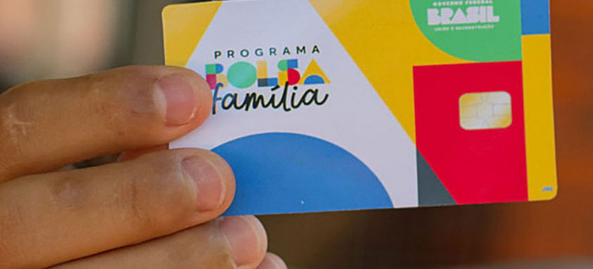 Caixa Econômica Federal paga nesta quinta-feira a parcela de julho do novo Bolsa Família aos beneficiários com Número de Inscrição Social (NIS) de final 6 - Foto: MDAS/Divulgação Caixa Econômica Federal paga nesta quinta-feira a parcela de julho do novo Bolsa Família aos beneficiários com Número de Inscrição Social (NIS) de final 6