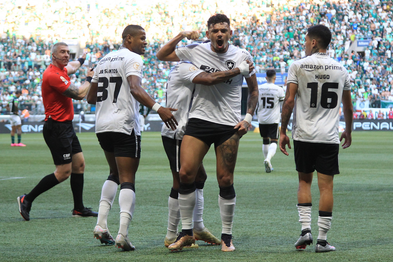 QUAL MELHOR TIME DO BRASIL?, O BOTAFOGO É LIDER, MAS