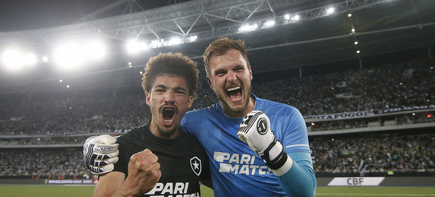Adryelson e Lucas Perri devem reforçar o Lyon, da França, no início de 2024 - Foto: Vitor Silva / Botafogo Adryelson e Lucas Perri devem reforçar o Lyon, da França, no início de 2024