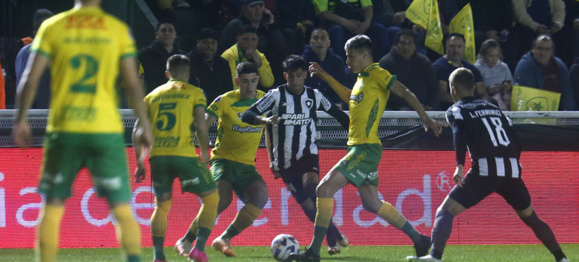 Após eliminação nesta quarta para o Defensa y Justicia, o Botafogo só pensa no Brasileirão - Foto: Vitor Silva / Botafogo Após eliminação nesta quarta para o Defensa y Justicia, o Botafogo só pensa no Brasileirão