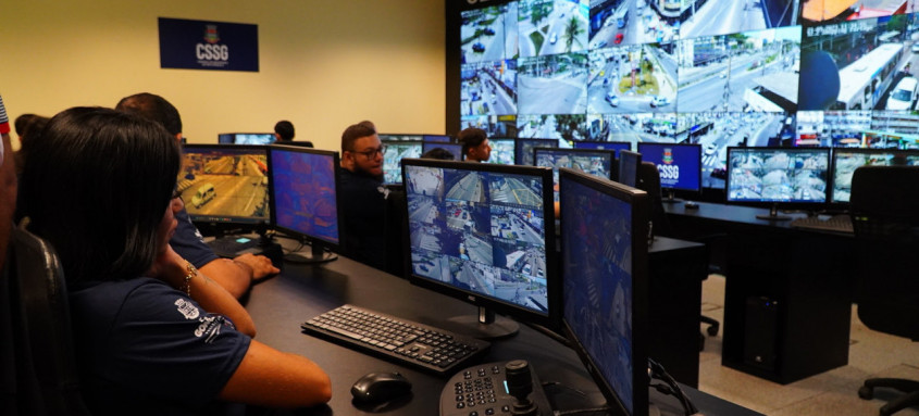 CSSG conta com o trabalho de colaboradores capacitados para operar 24 horas por dia - Foto: Renan Otto / Divulgação CSSG conta com o trabalho de colaboradores capacitados para operar 24 horas por dia