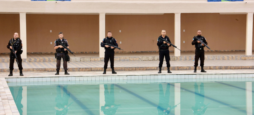 Piscina recuperada foi devolvida aos moradores da Vila Pinheiro