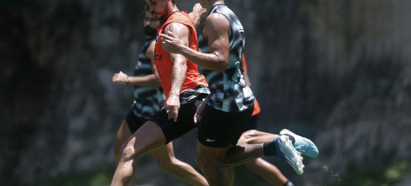 Botafogo iniciou ontem a preparação para o jogo contra o Cuiabá no domingo - Foto: Vitor Silva / Botafogo Botafogo iniciou ontem a preparação para o jogo contra o Cuiabá no domingo