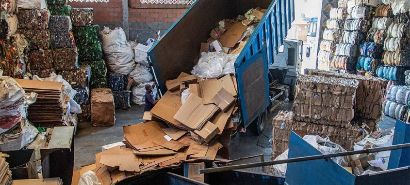 Separação do resíduo no momento da geração é fundamental para a reciclagem - Foto: Divulgação / Firjan Separação do resíduo no momento da geração é fundamental para a reciclagem