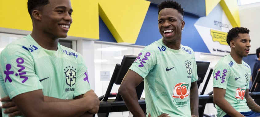  Endrick e Vinícius Júnior, convocados para a Seleção Brasileira, atuarão juntos no ano que vem pelo Real Madrid