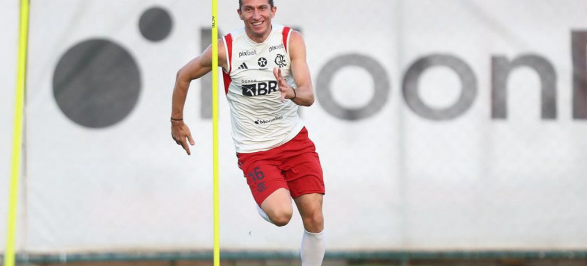 Filipe Luís fará no próximo domingo seu último jogo no Maracanã com a camisa do Flamengo - Foto: Gilvan de Souza / Flamengo Filipe Luís fará no próximo domingo seu último jogo no Maracanã com a camisa do Flamengo