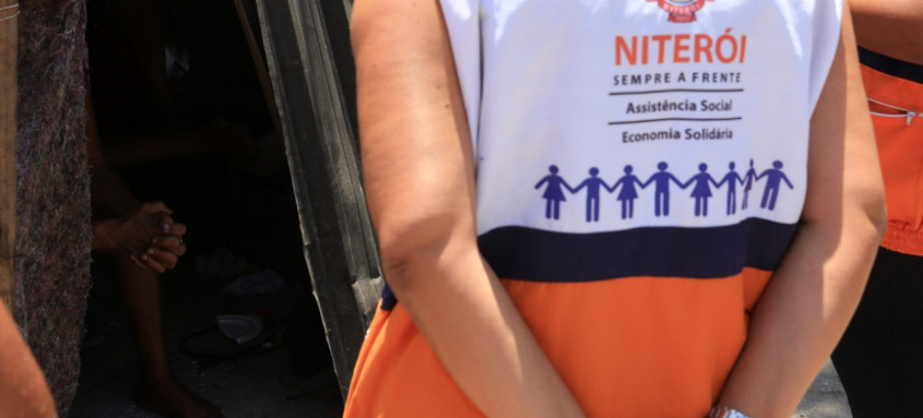 Teste para o primeiro Censo Nacional de população em situação de rua realizado pelo IBGE é feito em Niterói. - Foto: Divulgação Teste para o primeiro Censo Nacional de população em situação de rua realizado pelo IBGE é feito em Niterói.