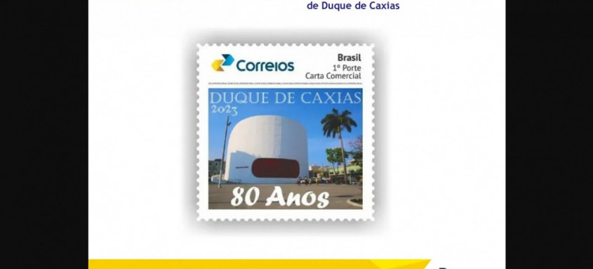 Selo comemorativo dos Correios para os 80 anos da cidade de Duque de Caxias - Foto: Reprodução / Divulgação / PMDC Selo comemorativo dos Correios para os 80 anos da cidade de Duque de Caxias