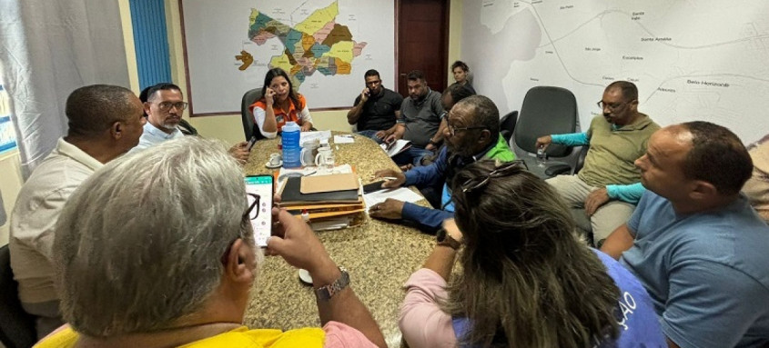 A Prefeita, Fernanda Ontiveros, já recebeu representantes das esferas estadual e federal para apoio as ações
- Foto: Ascom A Prefeita, Fernanda Ontiveros, já recebeu representantes das esferas estadual e federal para apoio as ações