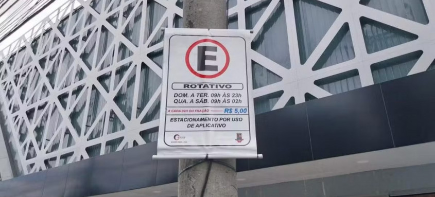 O novo preço do estacionamento rotativo em Niterói passou a valer na segunda-feira de carnaval - Foto: Reprodução da Internet O novo preço do estacionamento rotativo em Niterói passou a valer na segunda-feira de carnaval