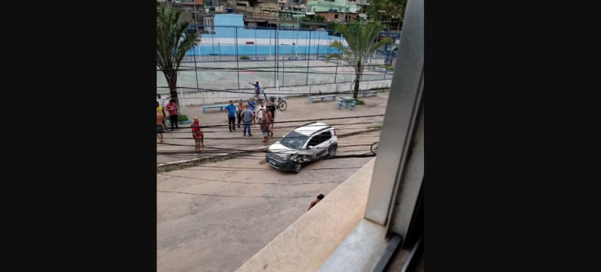 Rua Euclides da Cunha, em Vilar dos Teles, onde a adolescente e o menino foram atingidos por disparos - Foto: Reprodução / Internet Rua Euclides da Cunha, em Vilar dos Teles, onde a adolescente e o menino foram atingidos por disparos