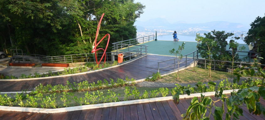 Obras de melhorias no Parque da Cidade melhoraram a acessibilidade às rampas de contemplação e de voo, revitalizar o paisagismo do local - Foto: Leonardo Simplício/Divulgação Obras de melhorias no Parque da Cidade melhoraram a acessibilidade às rampas de contemplação e de voo, revitalizar o paisagismo do local