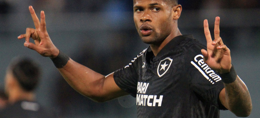 Artilheiro da Libertadores, Júnior Santos está confirmado no duelo desta noite - Foto: Vitor Silva/Botafogo Artilheiro da Libertadores, Júnior Santos está confirmado no duelo desta noite