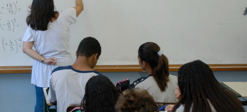 Rede estadual de educação vai ganhar reforço com a convocação de 165 novos professores - Foto: Divulgação Rede estadual de educação vai ganhar reforço com a convocação de 165 novos professores