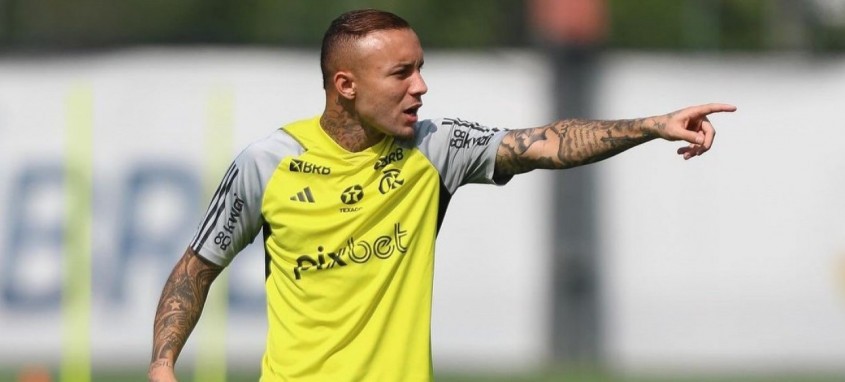 Éverton Cebolinha deve formar o ataque titular ao lado de Pedro no jogo desta noite em Manaus - Foto: Gilvan de Souza/Flamengo Éverton Cebolinha deve formar o ataque titular ao lado de Pedro no jogo desta noite em Manaus