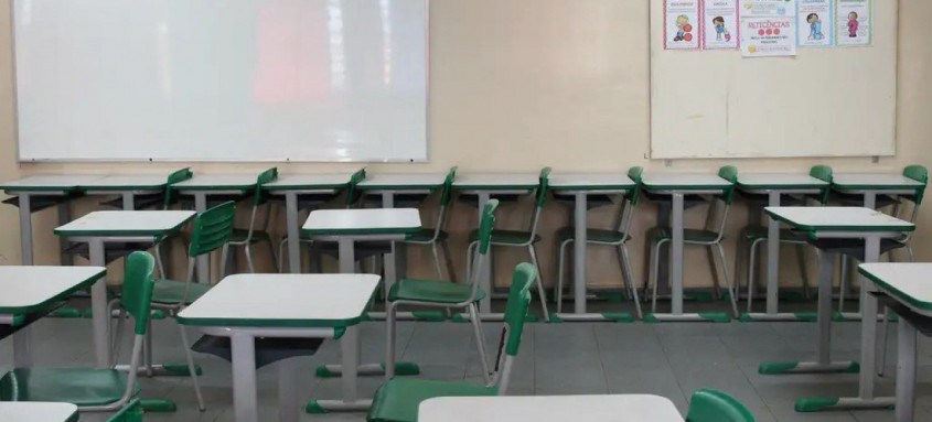 Interessados a ingressar no EJA podem procurar uma das 19 escolas municipais de São Gonçalo que oferecem a modalidade - Foto: Rovena Rosa/Agência Brasil Interessados a ingressar no EJA podem procurar uma das 19 escolas municipais de São Gonçalo que oferecem a modalidade