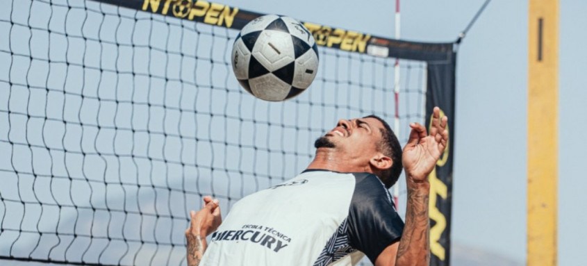 Mais de 1,7 mil atletas já passaram pelo Niterói Open Futevôlei

