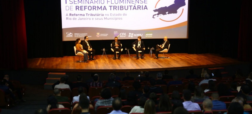 Sala Nelson Pereira dos Santos recebeu o I Seminário Fluminense de Reforma Tributária - Foto: Alex Ramos/Divulgação Sala Nelson Pereira dos Santos recebeu o I Seminário Fluminense de Reforma Tributária
