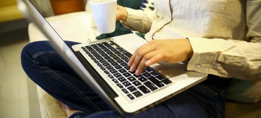 O e-commerce brasileiro mais do que quintuplicou de tamanho em relação ao movimento registrado em 2016 - Foto: Marcelo Camargo/Agência Brasil O e-commerce brasileiro mais do que quintuplicou de tamanho em relação ao movimento registrado em 2016
