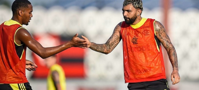 Com a grave lesão do artilheiro Pedro, Gabigol deve ganhar mais oportunidades no ataque do Flamengo - Foto: Marcelo Cortes/Flamengo Com a grave lesão do artilheiro Pedro, Gabigol deve ganhar mais oportunidades no ataque do Flamengo