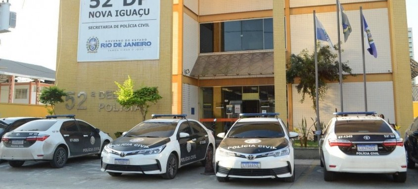 Agentes da 52ª DP (Nova Iguaçu) deflagraram operação contra quadrilha especializada em clonagem de veículos - Foto: Divulgação Agentes da 52ª DP (Nova Iguaçu) deflagraram operação contra quadrilha especializada em clonagem de veículos
