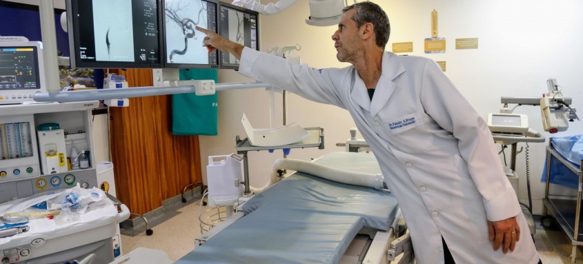 Candidatos para o processo seletivo para residências médica e multiprofissional devem realizar as inscrições até o dia 31 de outubro - Foto: Marcelo Regua/Divulgação Candidatos para o processo seletivo para residências médica e multiprofissional devem realizar as inscrições até o dia 31 de outubro