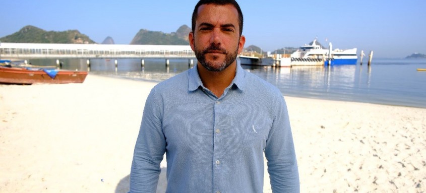 Carlos Jordy afirmou que existem condições de fazer a tarifa das barcas que ligam a Estação Araribóia com a Praça XV serem reduzidas para R$4,45 para os moradores de Niterói - Foto: Divulgação Carlos Jordy afirmou que existem condições de fazer a tarifa das barcas que ligam a Estação Araribóia com a Praça XV serem reduzidas para R$4,45 para os moradores de Niterói