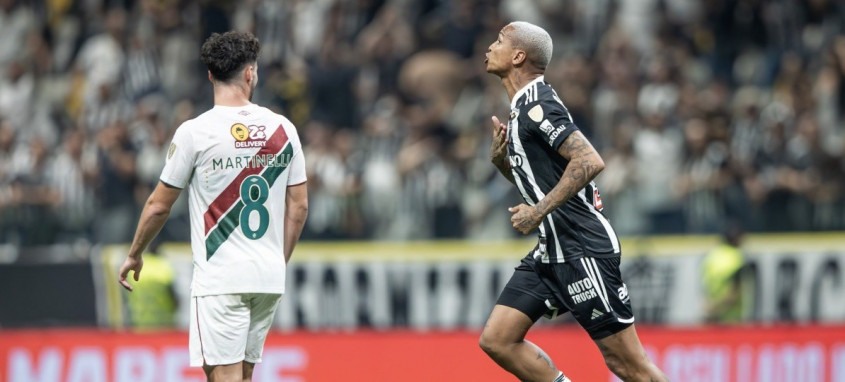 Deyverson, do Atlético-MG, fez os dois gols que eliminaram o Fluminense da Libertadores - Foto: Pedro Souza/Atlético-MG Deyverson, do Atlético-MG, fez os dois gols que eliminaram o Fluminense da Libertadores