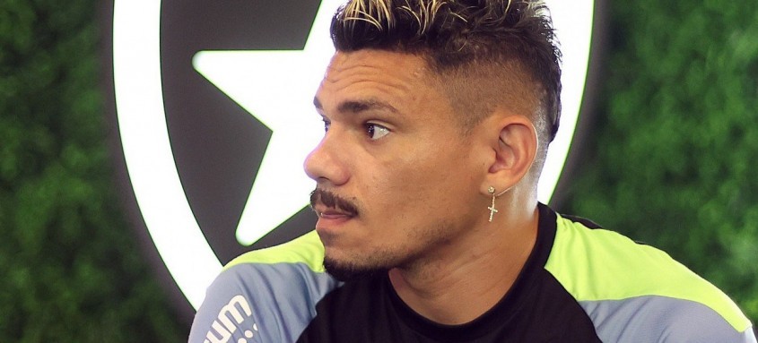 Tiquinho Soares ganhará uma oportunidade no time titular do Botafogo neste sábado - Foto: Vitor Silva/Botafogo Tiquinho Soares ganhará uma oportunidade no time titular do Botafogo neste sábado