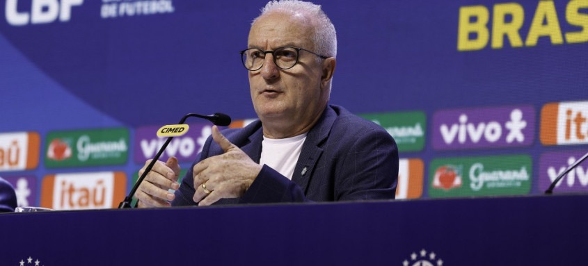 Dorival Júnior convocou os jogadores para os dois próximos jogos da Seleção Brasileira pelas Eliminatórias - Foto: Rafael Ribeiro/CBF Dorival Júnior convocou os jogadores para os dois próximos jogos da Seleção Brasileira pelas Eliminatórias