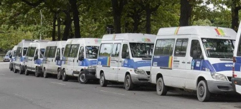 Cidade do Rio de Janeiro terá vans no serviço de transporte público gratuito nos dias 6 e 27 de outubro - Foto: Tânia Rêgo/Agência Brasil Cidade do Rio de Janeiro terá vans no serviço de transporte público gratuito nos dias 6 e 27 de outubro