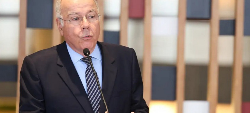 Chanceler Mauro Vieira detalhou nesta quinta em entrevista coletiva a operação que deve trazer os primeiros brasileiros do Líbano para o Brasil - Foto: Valter Campanato/Agência Brasil Chanceler Mauro Vieira detalhou nesta quinta em entrevista coletiva a operação que deve trazer os primeiros brasileiros do Líbano para o Brasil
