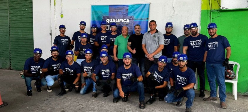 Qualifica Já oferece aulas e treinamentos e é voltado tanto para o jovem que está em busca do primeiro emprego, quanto para o profissional que precisa atualizar seus certificados para regressar ao mercado - Foto: Divulgação/Gov RJ Qualifica Já oferece aulas e treinamentos e é voltado tanto para o jovem que está em busca do primeiro emprego, quanto para o profissional que precisa atualizar seus certificados para regressar ao mercado