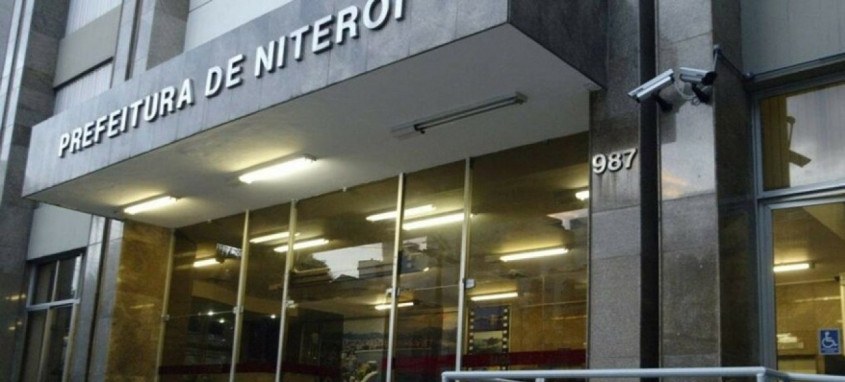 Número exagerado de secretarias em Niterói é um reflexo de uma administração que parece mais interessada em expandir sua burocracia do que em melhorar a vida da população - Foto: Divulgação/Prefeitura de Niterói Número exagerado de secretarias em Niterói é um reflexo de uma administração que parece mais interessada em expandir sua burocracia do que em melhorar a vida da população