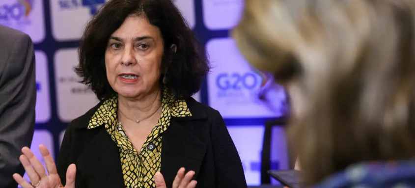 Sobre a dengue, a ministra da Saúde, Nísia Trindade, disse que a doença se tornou um desafio global com as mudanças climáticas - Foto: Tomaz Silva/Agência Brasil Sobre a dengue, a ministra da Saúde, Nísia Trindade, disse que a doença se tornou um desafio global com as mudanças climáticas